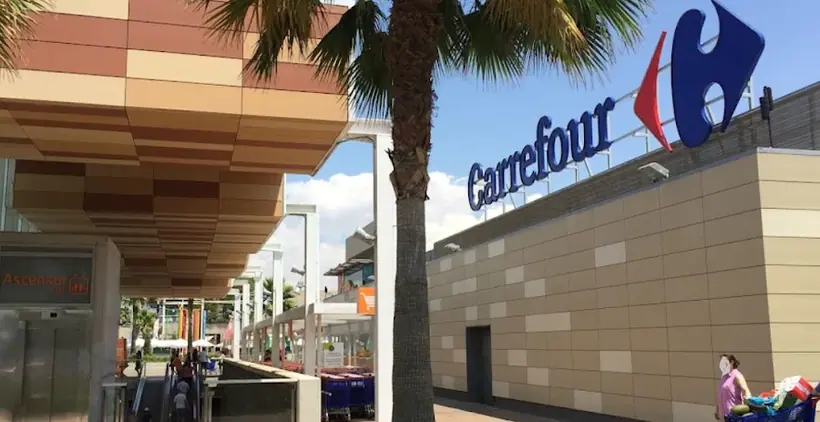 Carrefour en Calle Cardenal Rossel, 168, Coll d´en Rabassa