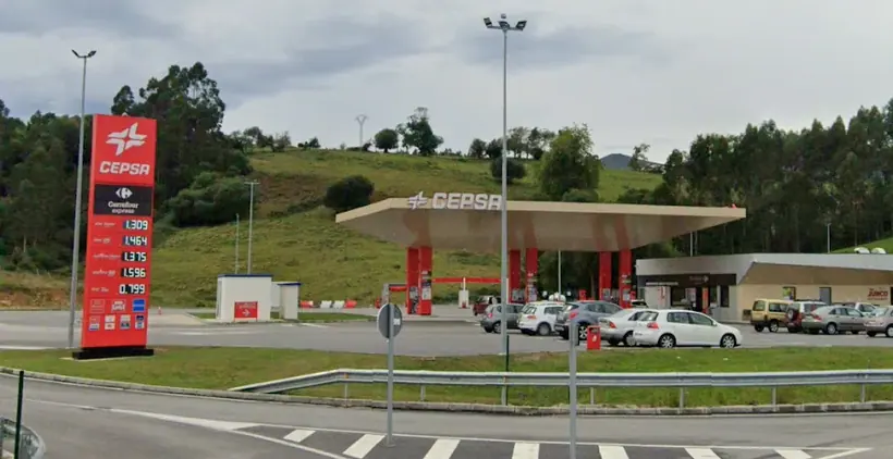 Carrefour Express en Autovia A- 8 Km 397, Junto a la Estación Cepsa, Colombres - Asturias