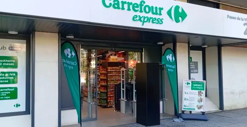 Carrefour Express en Paseo de la Victoria, 23, Córdoba