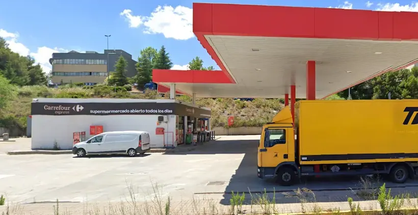 Carrefour Express en Calle de La Rioja, 20, Junto a la Estación de Servicio, Coslada