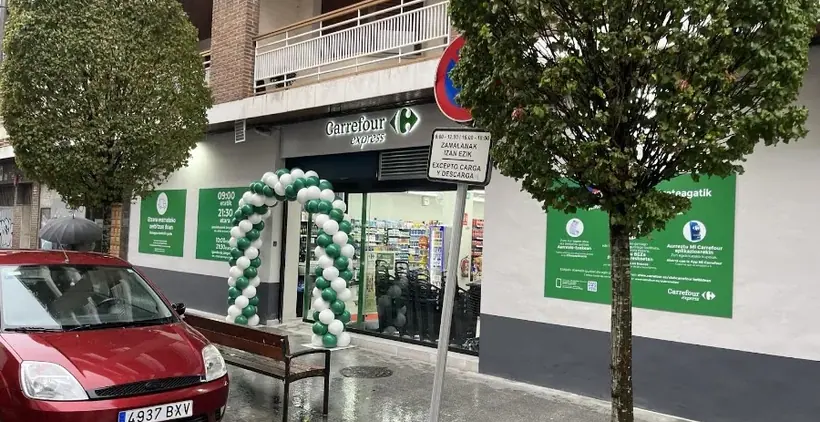 Carrefour Express en Avenida Montevideo, 12, Durango