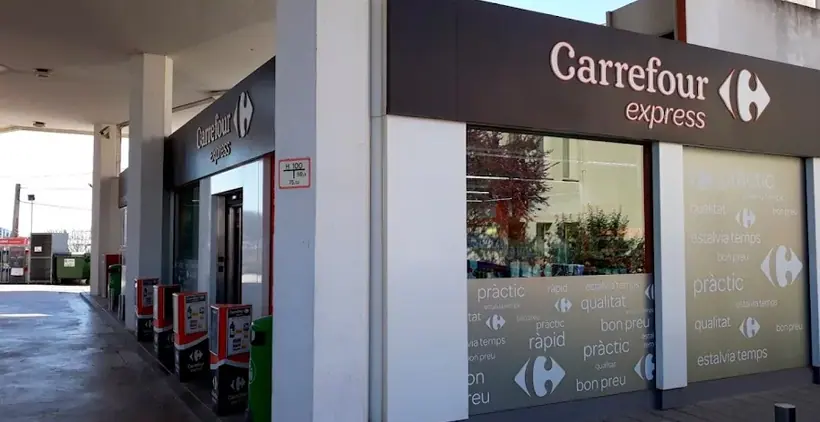 Carrefour Express en Carretera C-31, Pk 191,800, Junto a la Estación Cepsa, El Prat de Llobregat