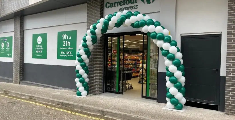 Carrefour Express en Calle de las Escuelas, 6, Entrena