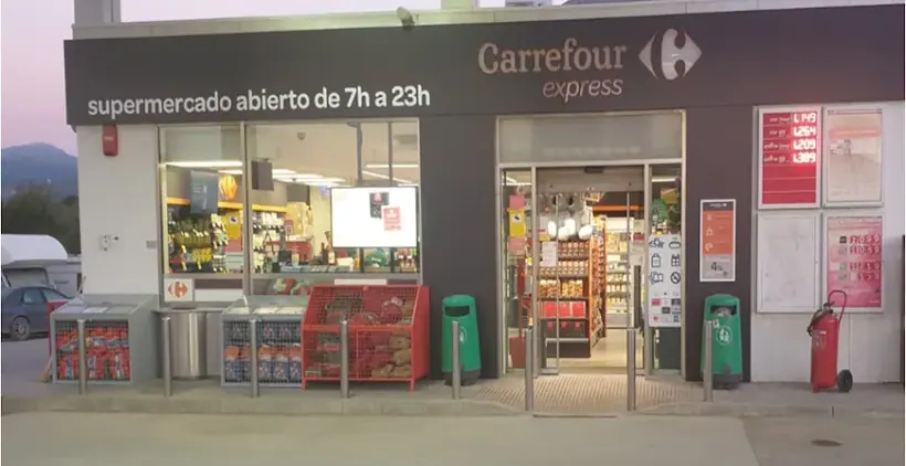 Carrefour Express en Autovía A7, Pk 158. Margen Izquierdo, Acceso Polígono Industrial, Junto a la Estación Cepsa, Estepona