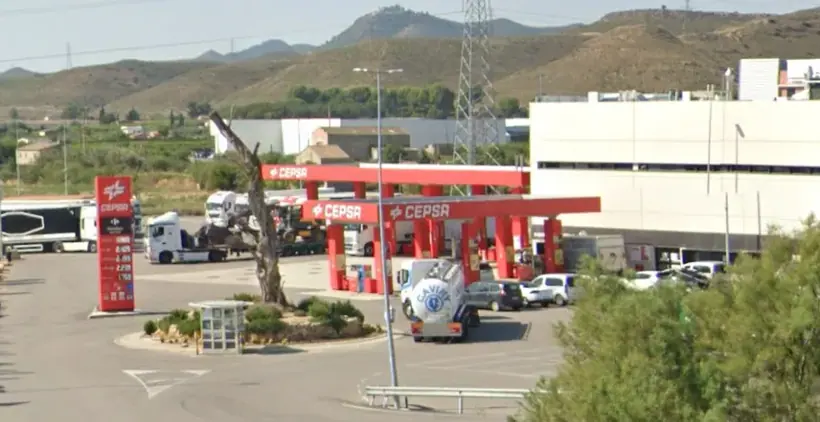 Carrefour Express en Carretera N-211, Pk. 330. Polígono 88 Partida Secano. Carretera de Fraga a Torrente de Cinca, s/n., Junto a la Estación Cepsa, Fraga