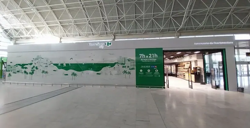 Carrefour Express en Aeropuerto de Fuerteventura, Fuerteventura