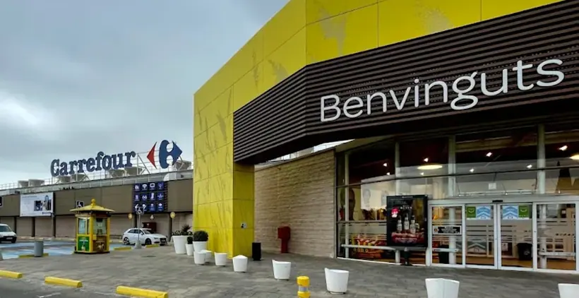 Carrefour en Avenida Blasco Ibáñez, 1, Gandía
