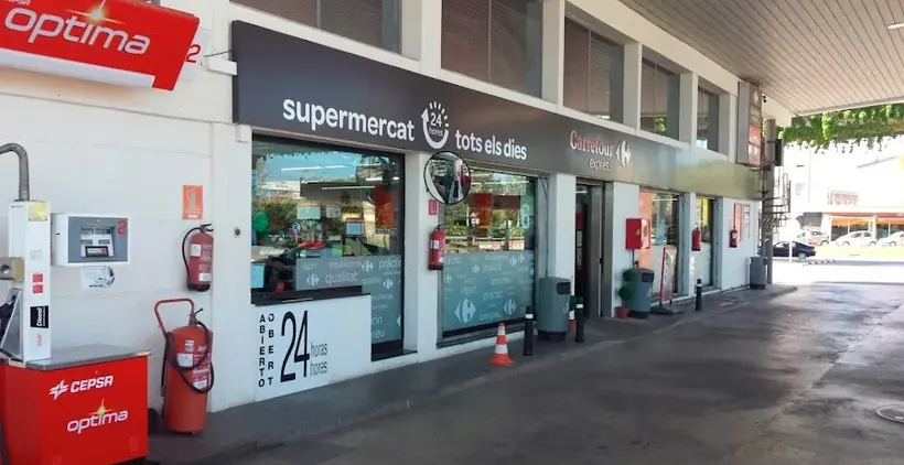 Carrefour Express en Santa Cruz de Calafell 128 C-245, P.K. 5, Gavà