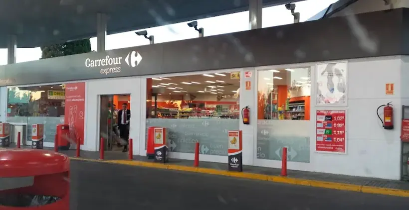 Carrefour Express en Carretera R-Iv, Avenida de Andalucía, P.k. 14,3, Junto a la Estación Cepsa, Getafe