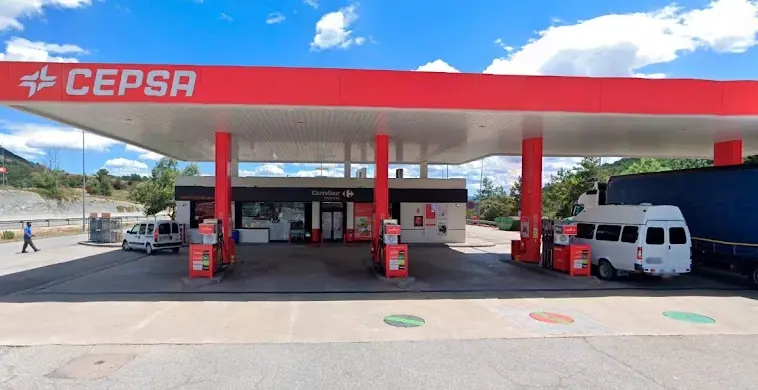 Carrefour Express en Carretera Eje Transversal C-25 P.K. 175. Dirección Girona-Lleida, Gurb