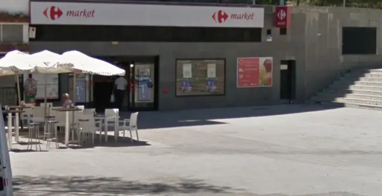 Carrefour Market en Plaza de los Litris s/n, esquina Calle Jesús de la Pasión, Huelva