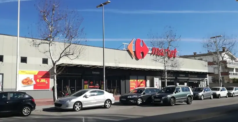 Carrefour Market en Passeig Jacint Verdaguer, 199, Igualada