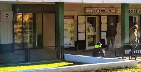 Carrefour Express en Urbanización anización El Almendral, bloques 10 y 11, Jerez de la Frontera
