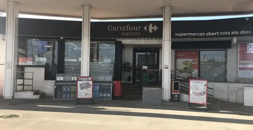 Carrefour Express en Autovía C-31, Km 195,5, L´Hospitalet del Llobregat