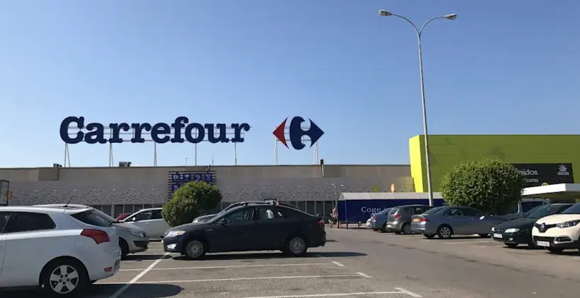 Carrefour en Avenida de la Colonia, 9, La Línea
