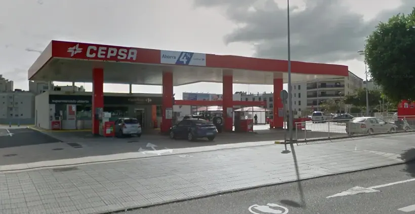 Carrefour Express en Avenida Juan Carlos I, Parcela 42, Junto a la Estación Cepsa, Las Palmas