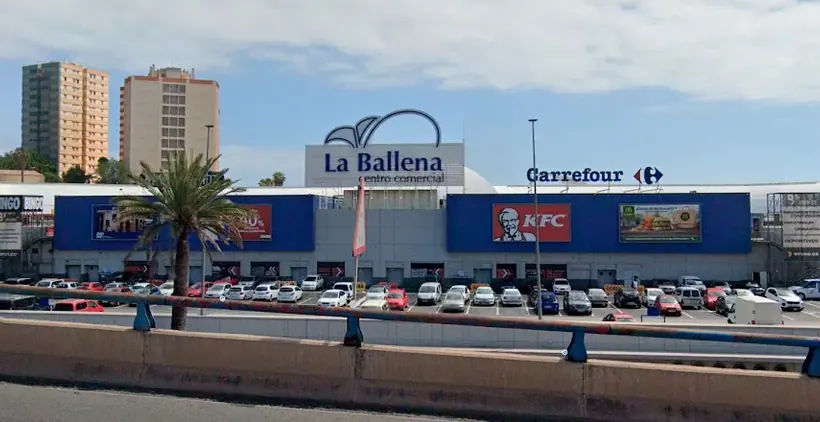 Carrefour en Carretera General del Norte, 112, Centro Comercial La Ballena, Las Palmas de Gran Canaria