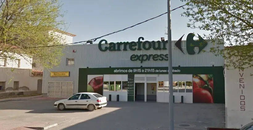 Carrefour Express en General Borrero, 23, Las Pedroñeras