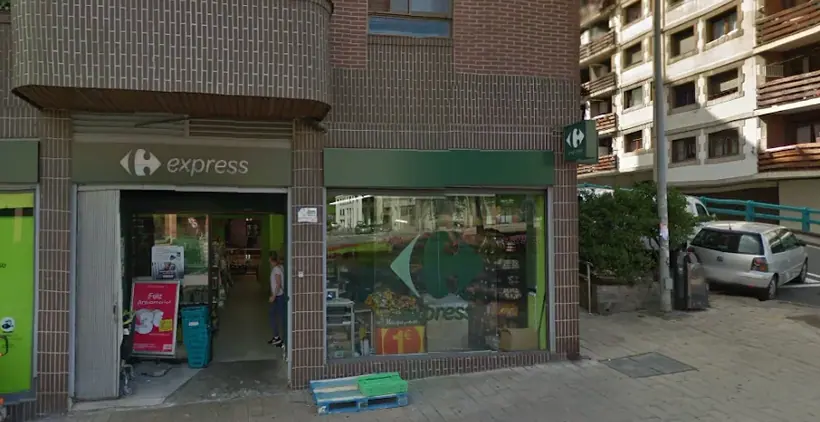 Carrefour Express en Avenida Iparraguirre, 20, Leioa