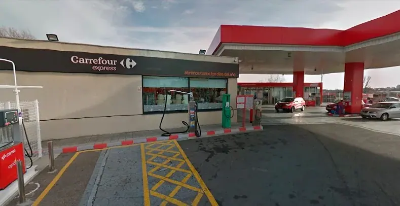 Carrefour Express en Calle Serna, 86, León