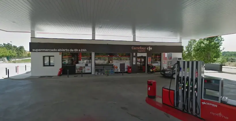 Carrefour Express en Carretera Carbajal, 85, Junto a la Estación Cepsa, León