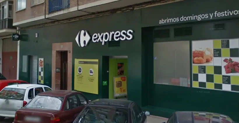 Carrefour Express en Calle Beatos Mena y Navarrete, 50, Logroño