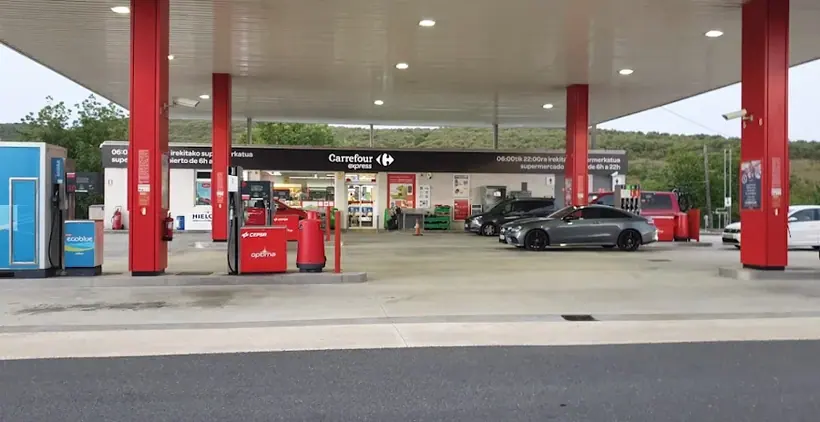 Carrefour Express en Carretera N-240, P.K. 11,8, Luco