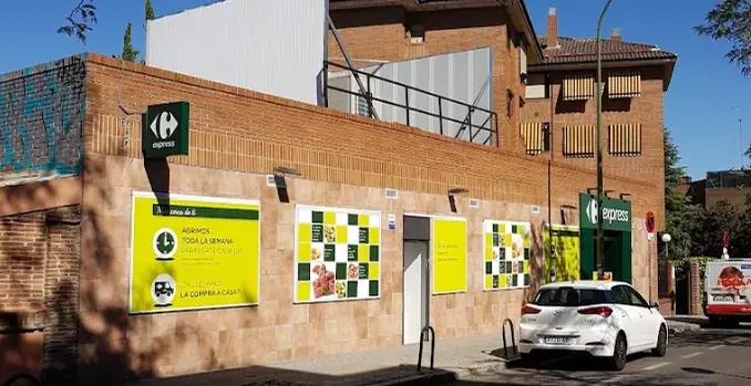 Carrefour Express en Calle Agastia, 100, Madrid