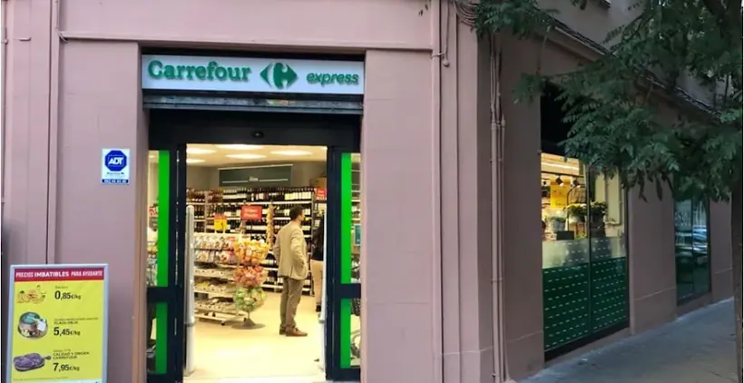 Carrefour Express en Calle Cáceres, 23, Madrid