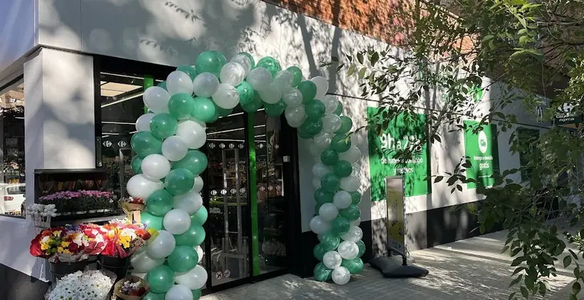 Carrefour Express en Calle Cándido Mateos, 21, Madrid