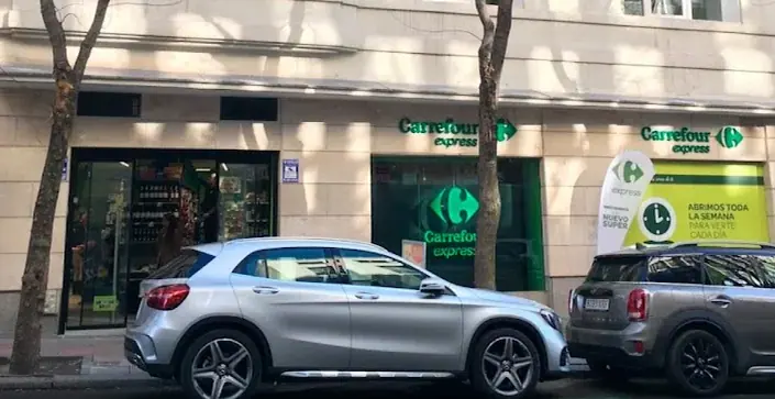 Carrefour Express en Calle de Villanueva, 24, Madrid