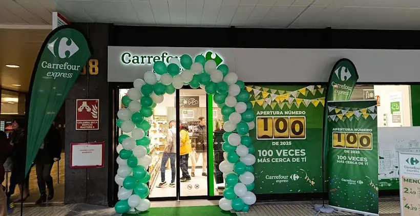 Carrefour Express en Calle General Perón, 38, Madrid