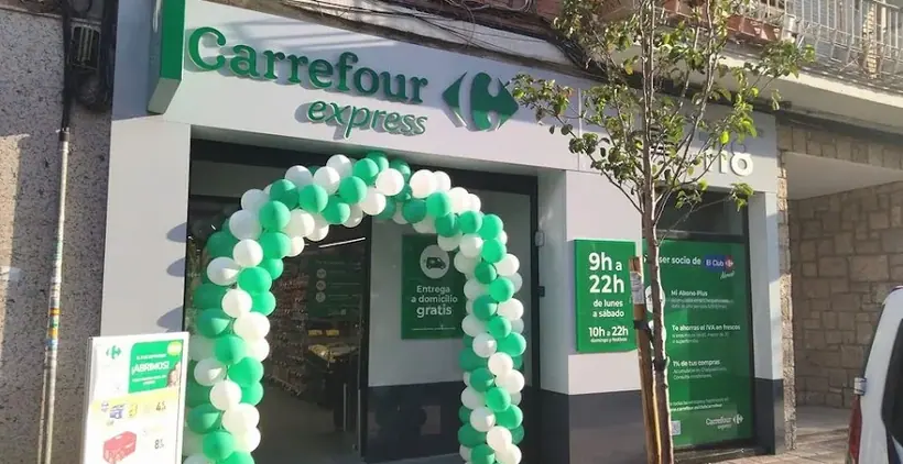 Carrefour Express en Calle Marcelo Usera, 118, Madrid