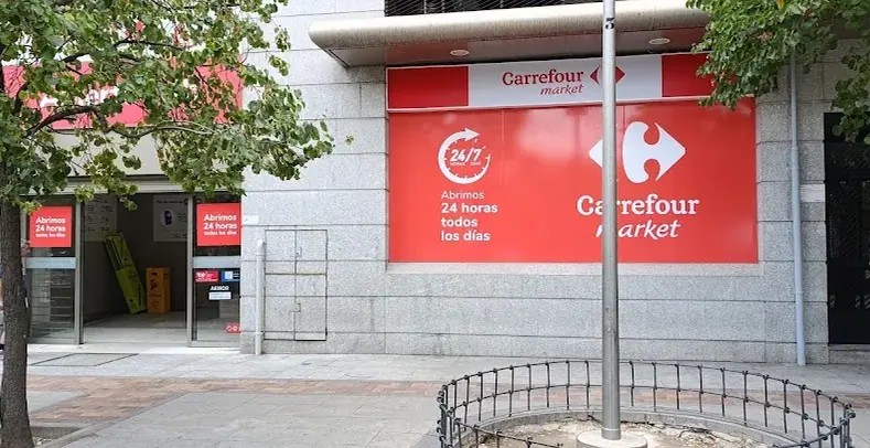Carrefour Market en Calle Nuestra Señora del Carmen, 1-3 con calle Molinos, 26, Madrid