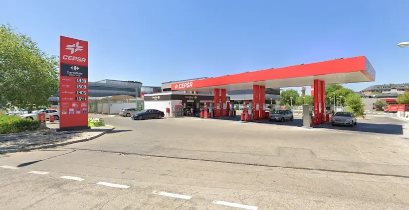 Carrefour Express en Carretera Pozuelo-Majadahonda. Calle Sarasate, s/n, Junto a la Estación Cepsa, Majadahonda