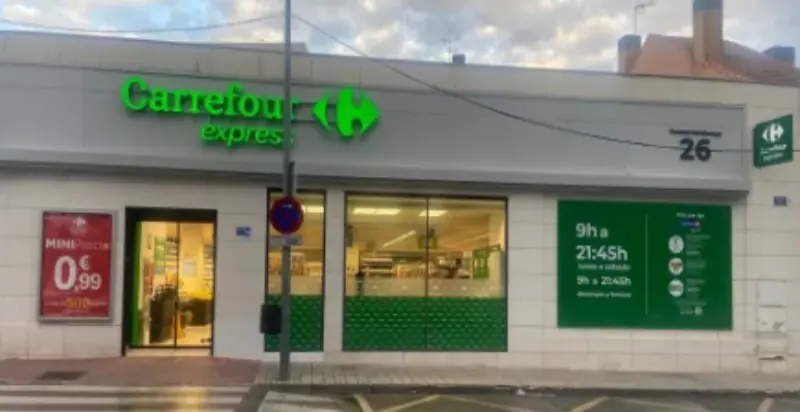 Carrefour Express en Travesía de Navaluenga, 26, Majadahonda