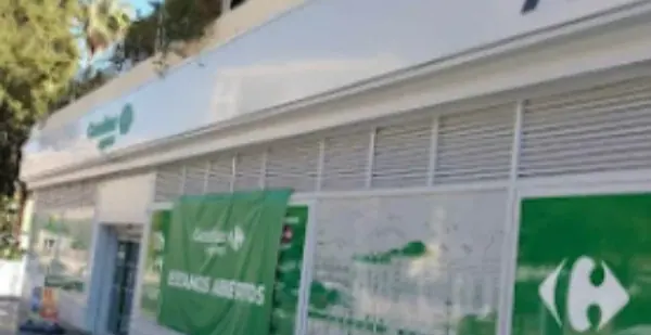 Carrefour Express en Avenida Carlos Haya, 77, Málaga