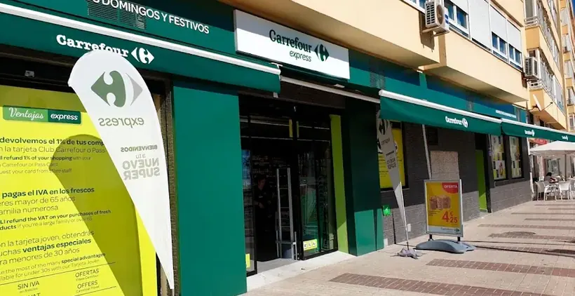Carrefour Express en Paseo Marítimo Antonio Machado, 80, Málaga