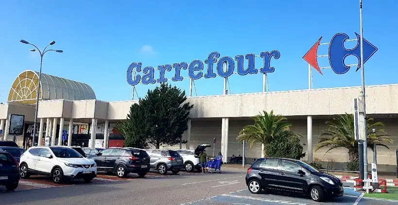 Carrefour en Calle Alvar Aalto, s/n, Manresa