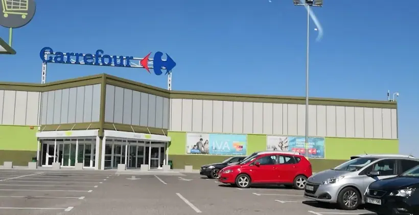 Carrefour en Antigua N 430, esquina Carretera Villarrubia, Manzanares