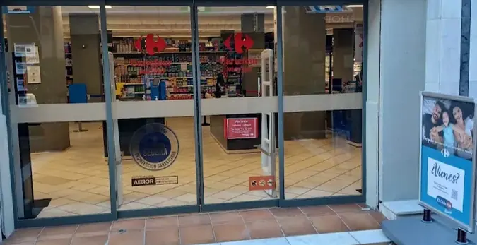 Carrefour Market en Centro Comercial Guadalmina Alta, s/n, Marbella