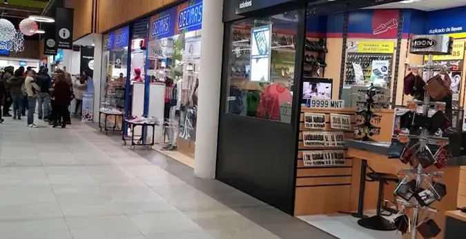 Carrefour en Carretera Madrid-Lisboa, s/n, Mérida