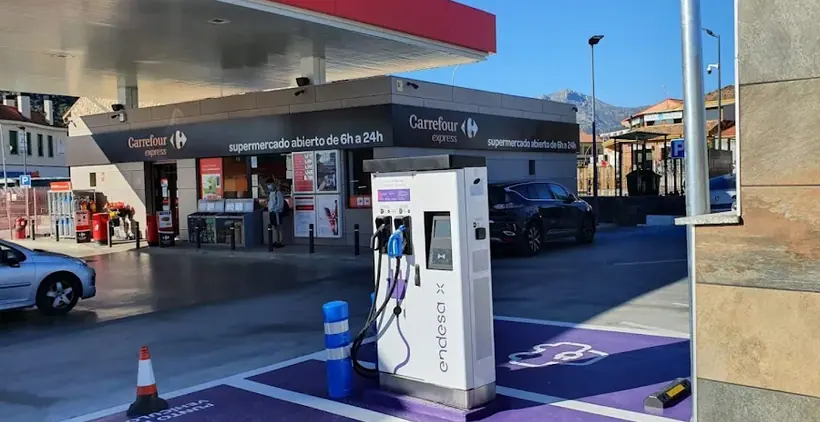 Carrefour Express en Calle Lago Ontario, 24, Moralzarzal