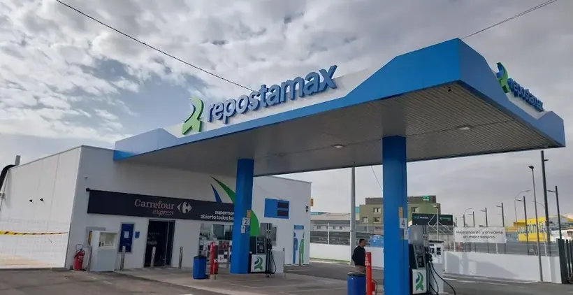 Carrefour Express en Avenida de Alicante, 120, Junto a la estación de servicio, Murcia
