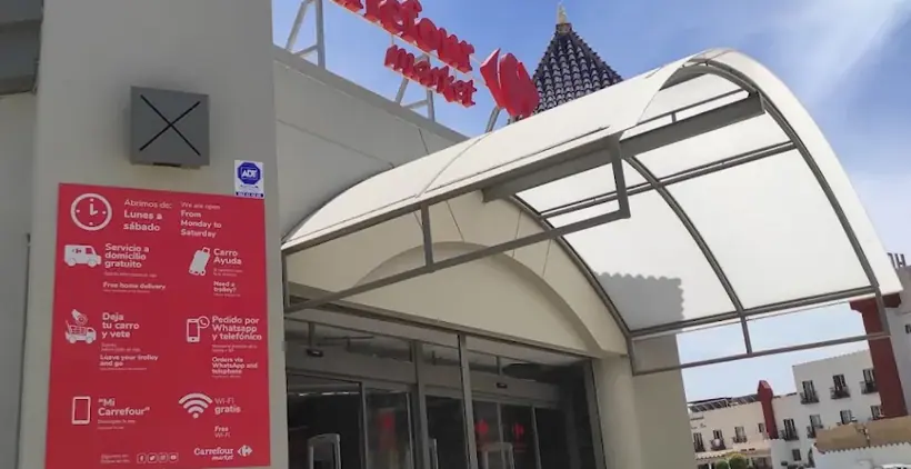 Carrefour Market en Carretera Málaga-Almería Km. 292 (Urb. El Capistrano), Nerja