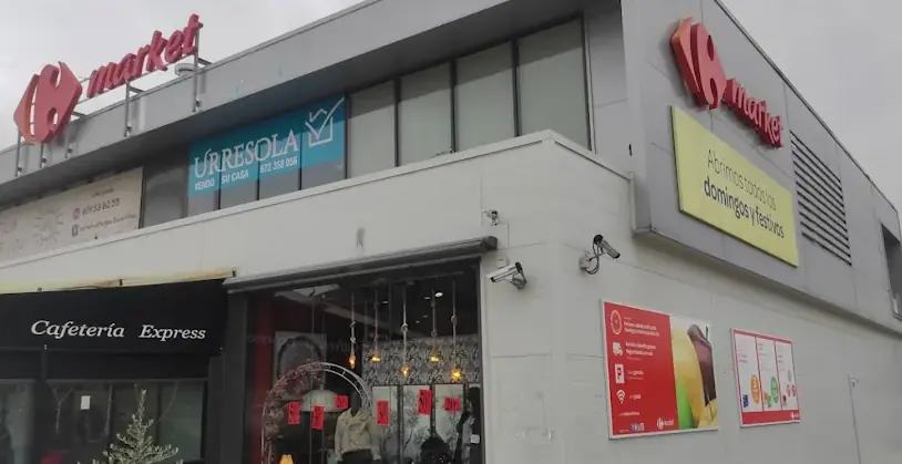 Carrefour Market en Centro Comercial, Zona 1, Local 1 - Eurovillas, Nuevo Baztan
