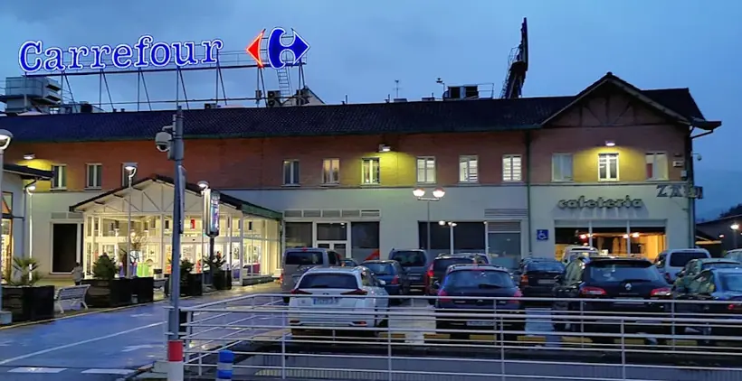 Carrefour en Polígono ígono Industrial, 201, Barrio Yurre, Olaberria