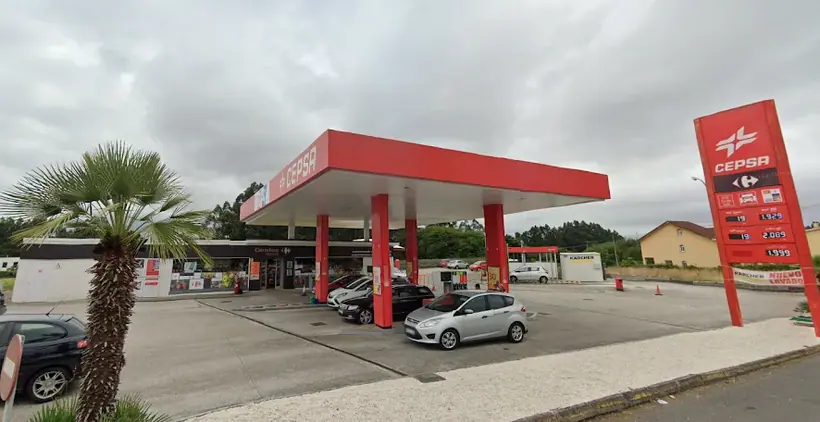 Carrefour Express en Avenida Francisca Herrera, 57, Junto a la Estación Cepsa, Oleiros