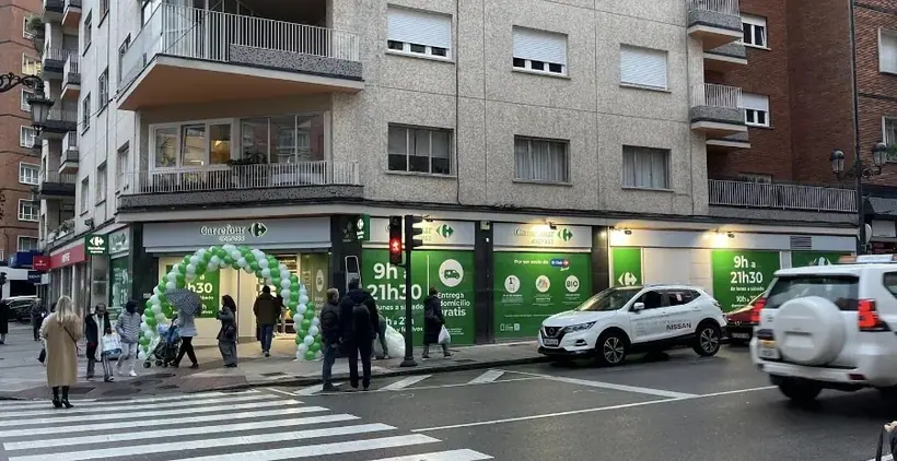 Carrefour Express en Avenida Galicia, 7, Oviedo