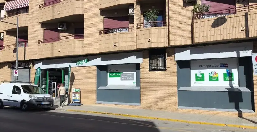 Carrefour Express en Calle Colombicultura, 4, Paiporta